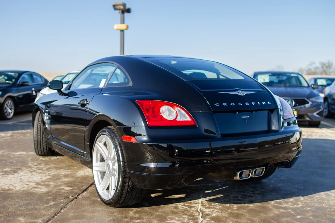2005 Chrysler Crossfire - Image 9 of 31