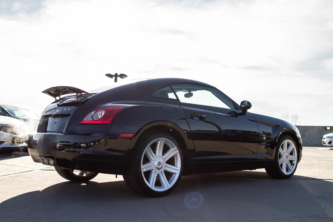 2005 Chrysler Crossfire - Image 4 of 31