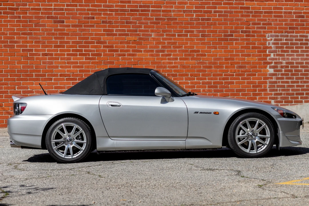 2005 Honda AP2 S2000 - Image 10 of 31
