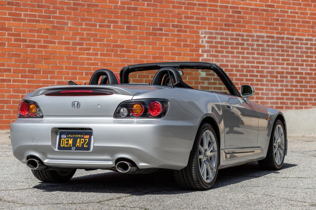 2005 Honda AP2 S2000 - Image 7 of 31