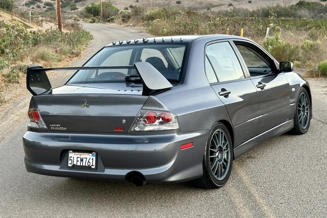 2005 Mitsubishi Lancer Evolution IX 8th Gen - Image 15 of 31