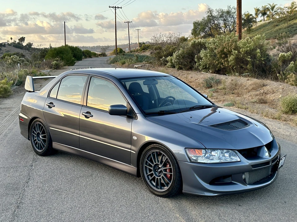2005 Mitsubishi Lancer Evolution IX 8th Gen - Image 8 of 31