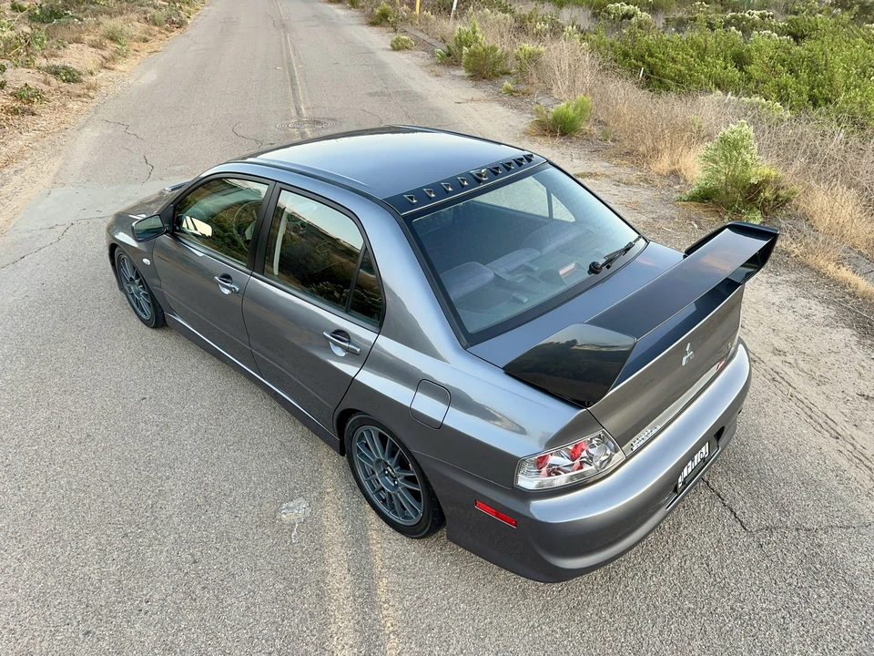 2005 Mitsubishi Lancer Evolution IX 8th Gen - Image 20 of 31