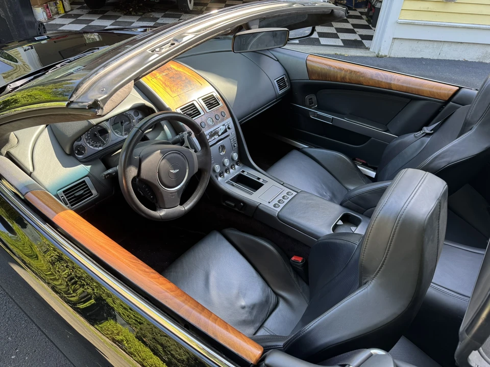 2006 Aston Martin DB9 - Image 16 of 25