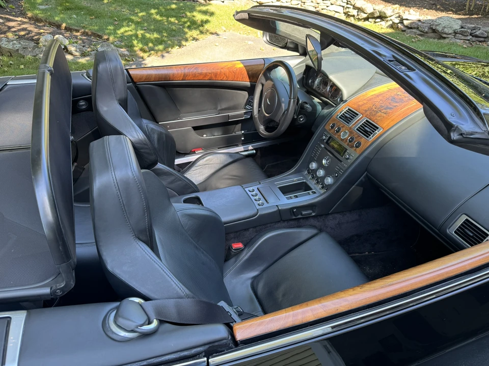2006 Aston Martin DB9 - Image 18 of 25