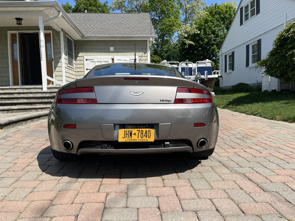 2006 Aston Martin V8 Vantage (2006-2017) - Image 8 of 31