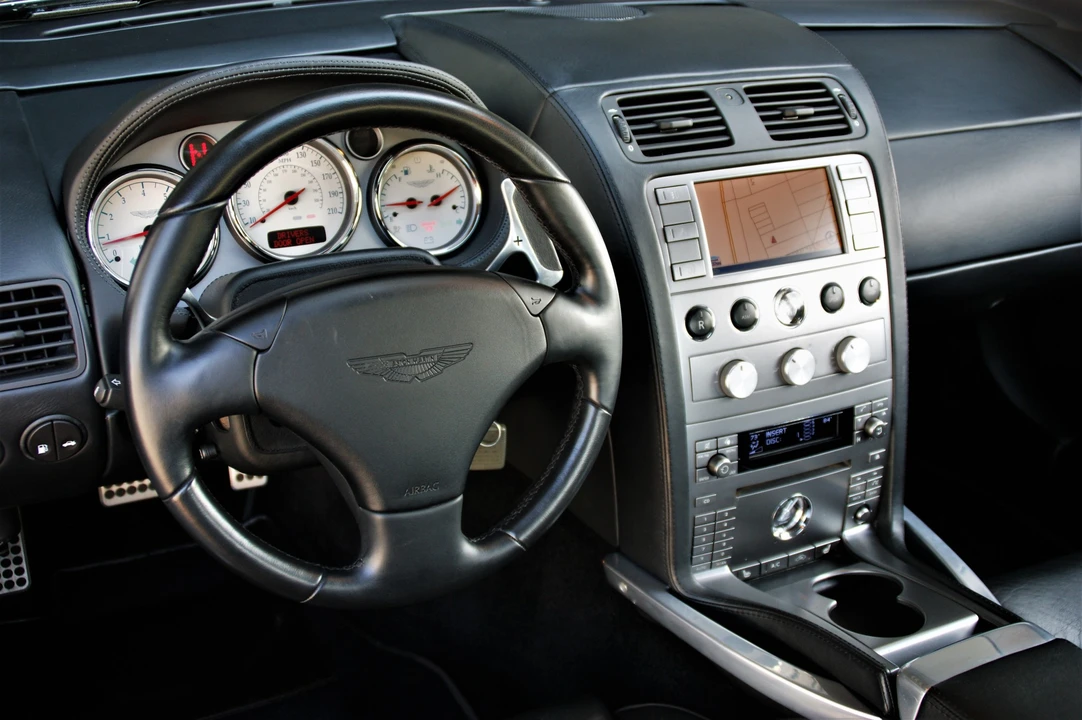 2006 Aston Martin Vanquish 1st Gen - Image 18 of 31