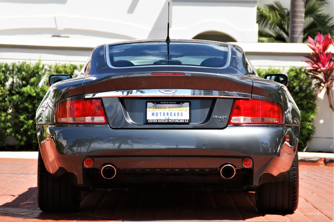 2006 Aston Martin Vanquish 1st Gen - Image 11 of 31