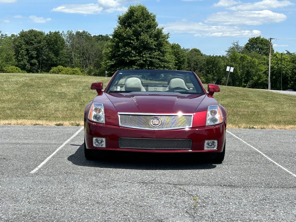 2006 Cadillac XLR-V - Image 9 of 31