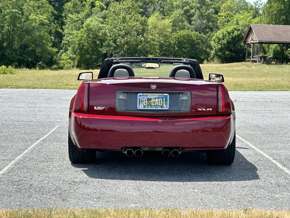2006 Cadillac XLR-V - Image 25 of 31