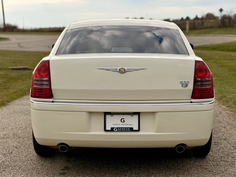 2006 Chrysler 300 (2005-2023) - Image 14 of 31