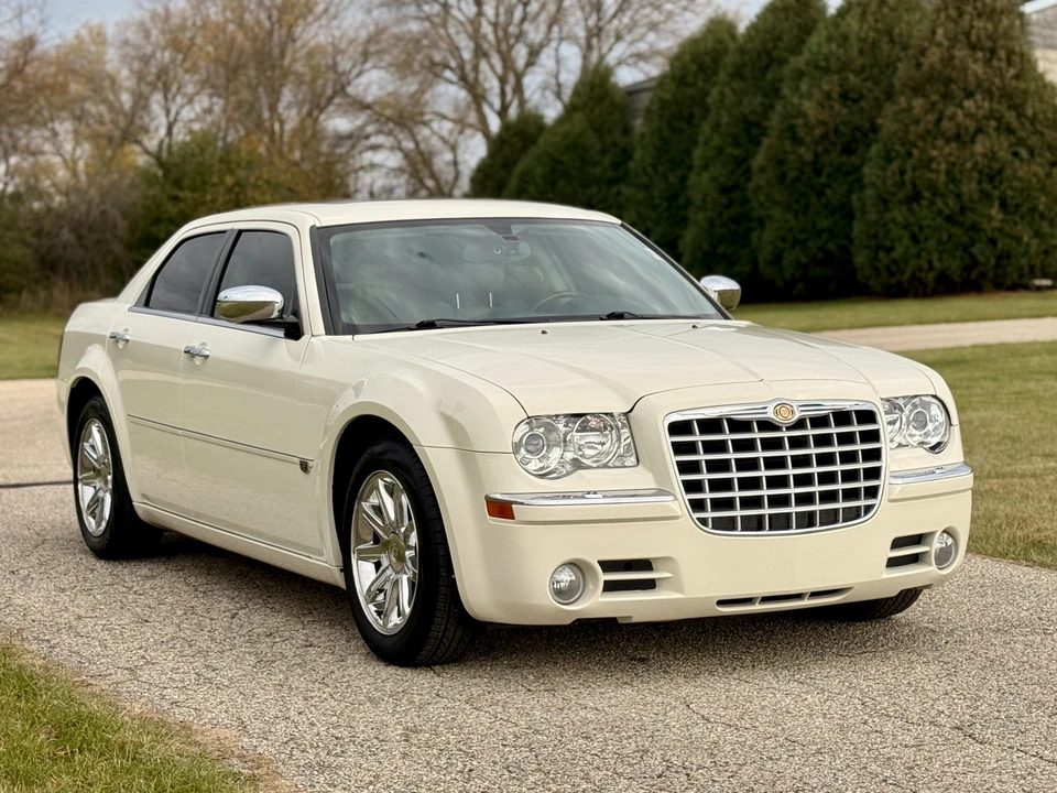 2006 Chrysler 300 (2005-2023) - Image 18 of 31