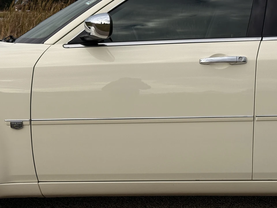 2006 Chrysler 300 (2005-2023) - Image 26 of 31
