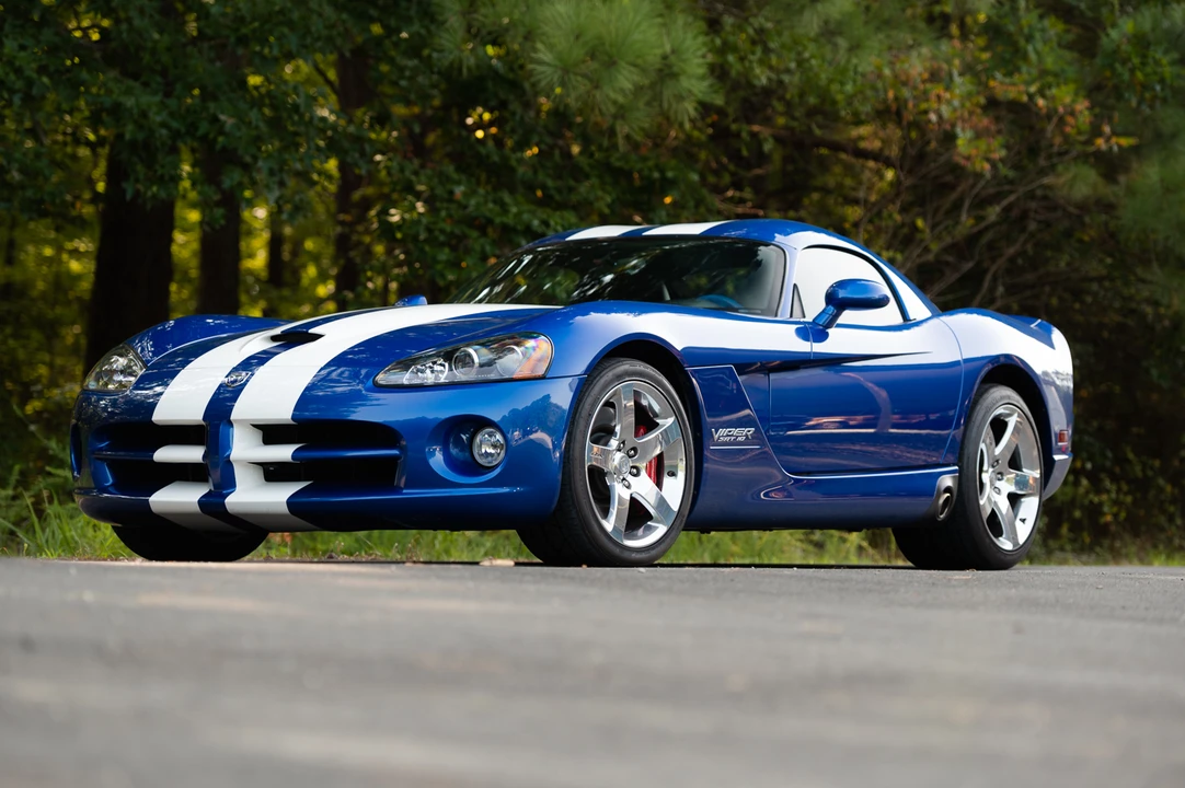 2006 Dodge Viper 3rd Gen - Image 2 of 31