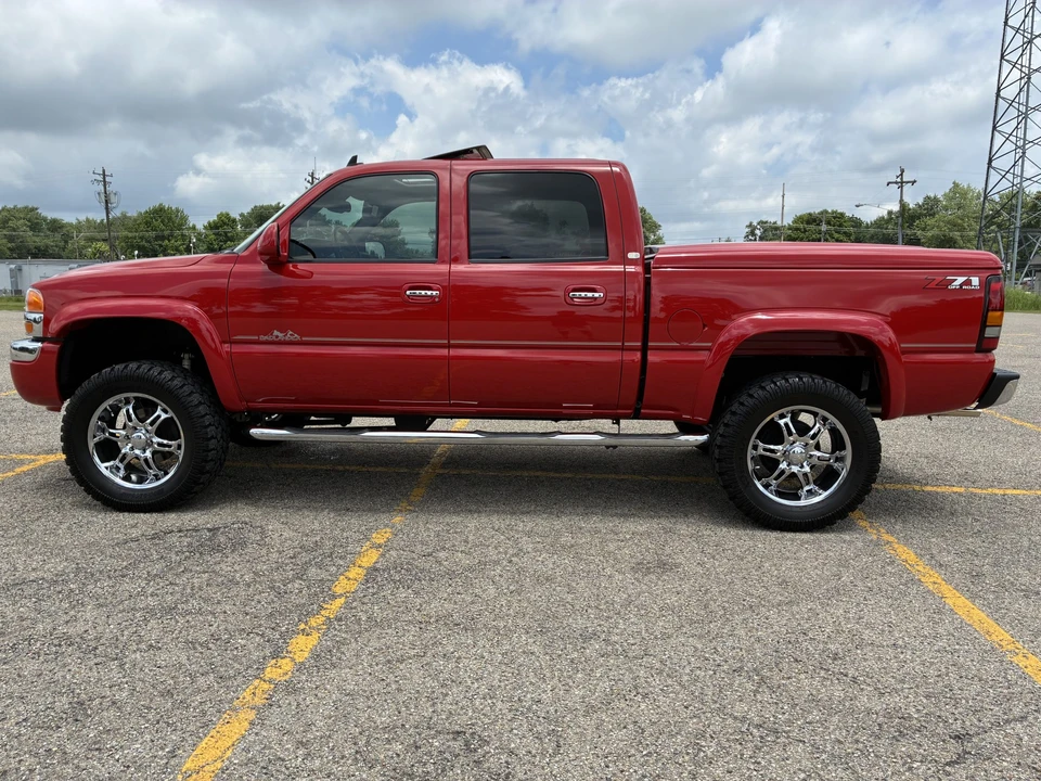 2006 GMC Sierra 1st Gen - Image 5 of 31