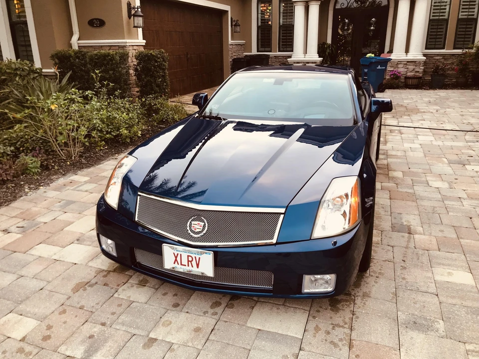 2007 Cadillac XLR-V - Image 14 of 31