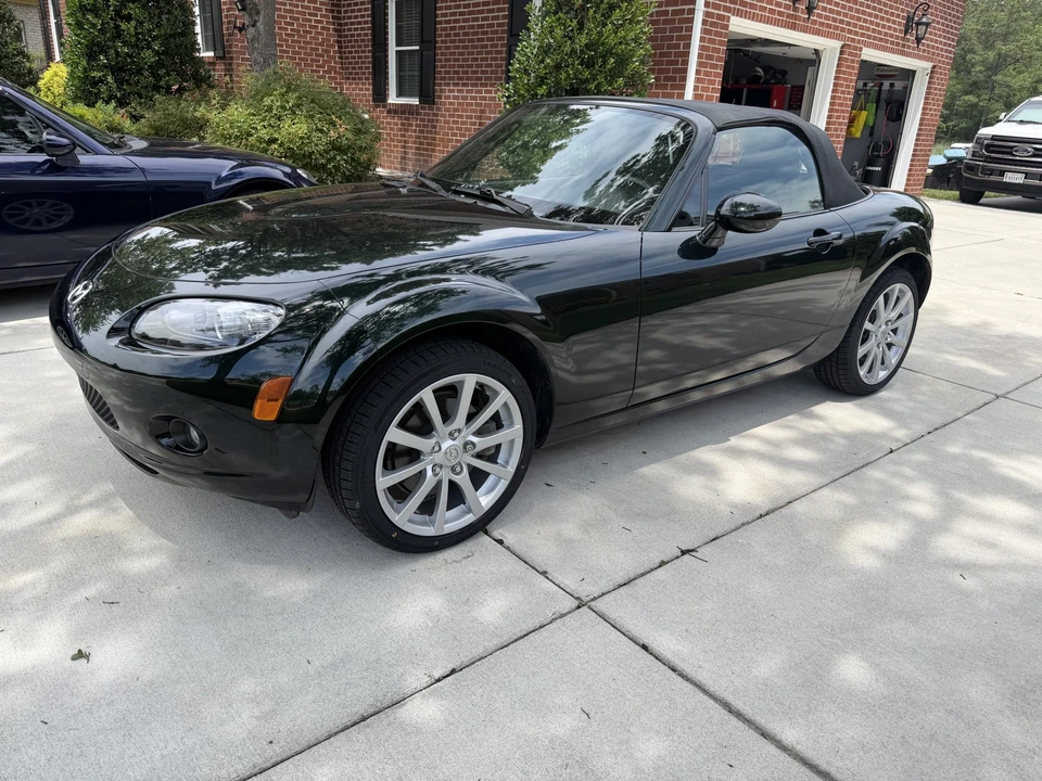 2007 Mazda NC MX-5 Miata - Image 2 of 31