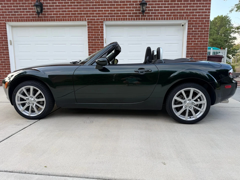 2007 Mazda NC MX-5 Miata - Image 10 of 31