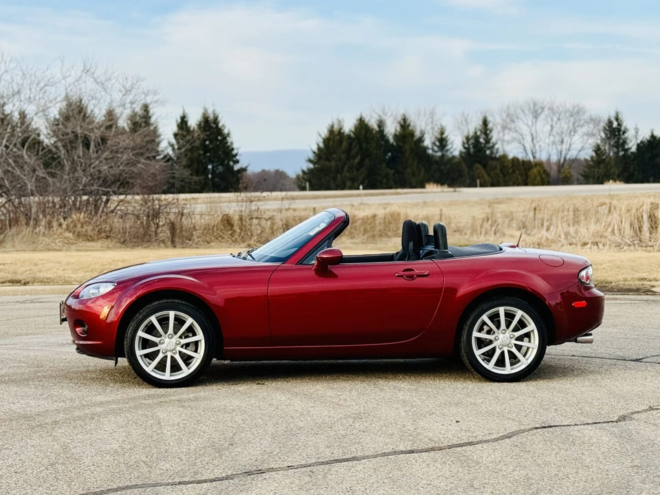 2007 Mazda NC MX-5 Miata - Image 19 of 31