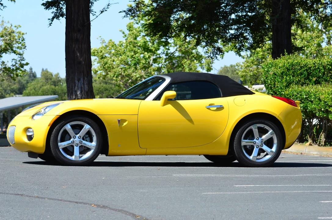 2007 Pontiac Solstice - Image 24 of 31