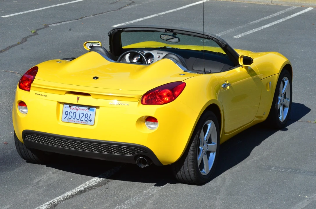 2007 Pontiac Solstice - Image 15 of 31