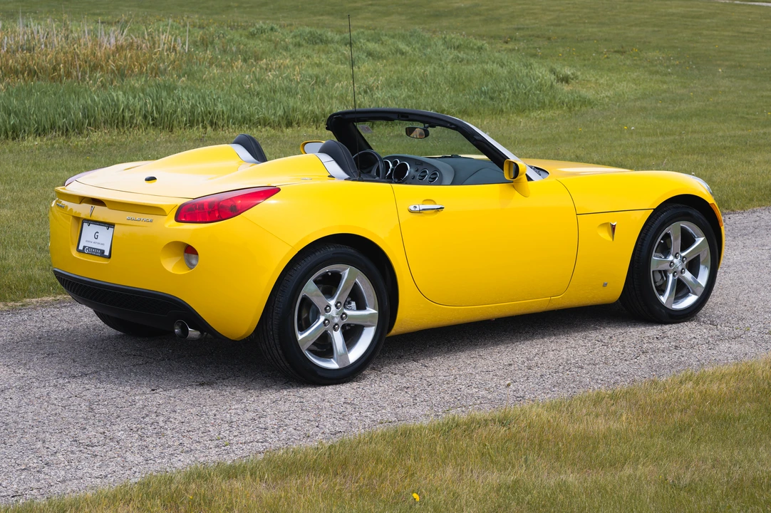 2007 Pontiac Solstice - Image 11 of 31