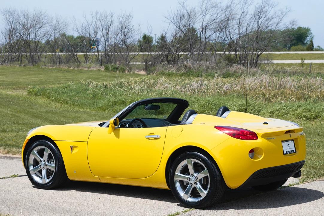 2007 Pontiac Solstice - Image 18 of 31
