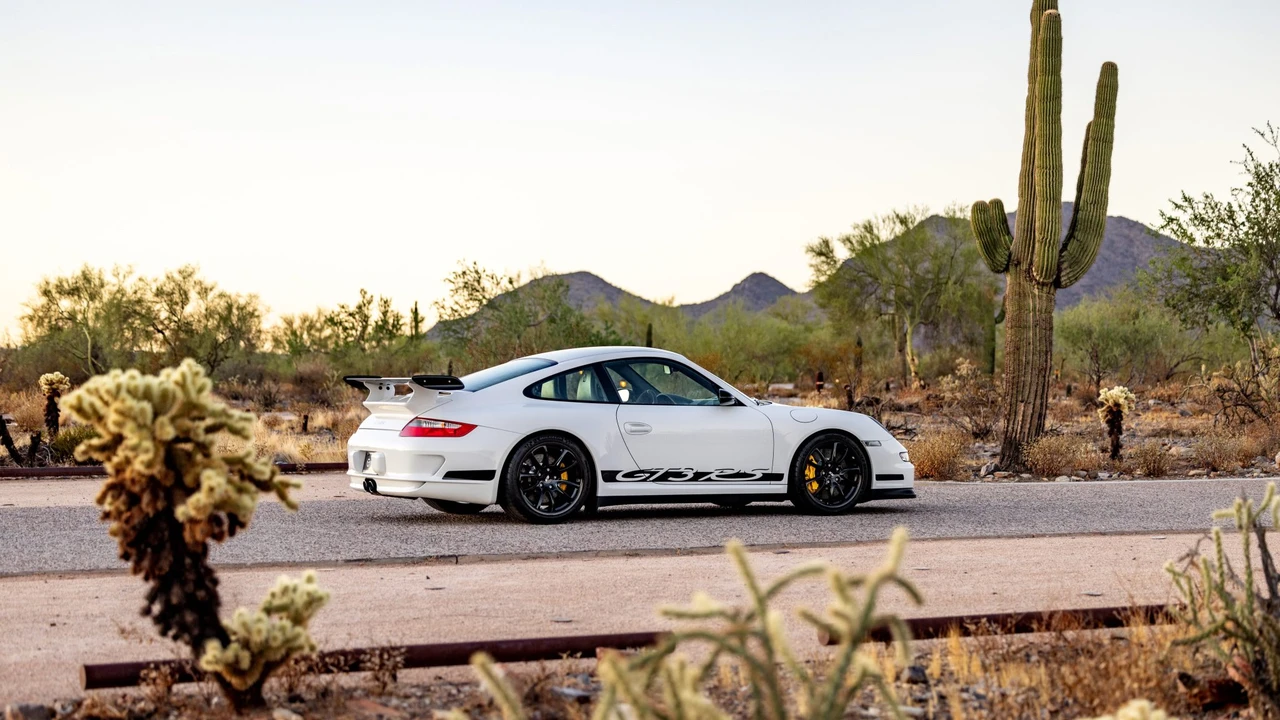 2007 Porsche 997 GT3 RS - Image 12 of 31
