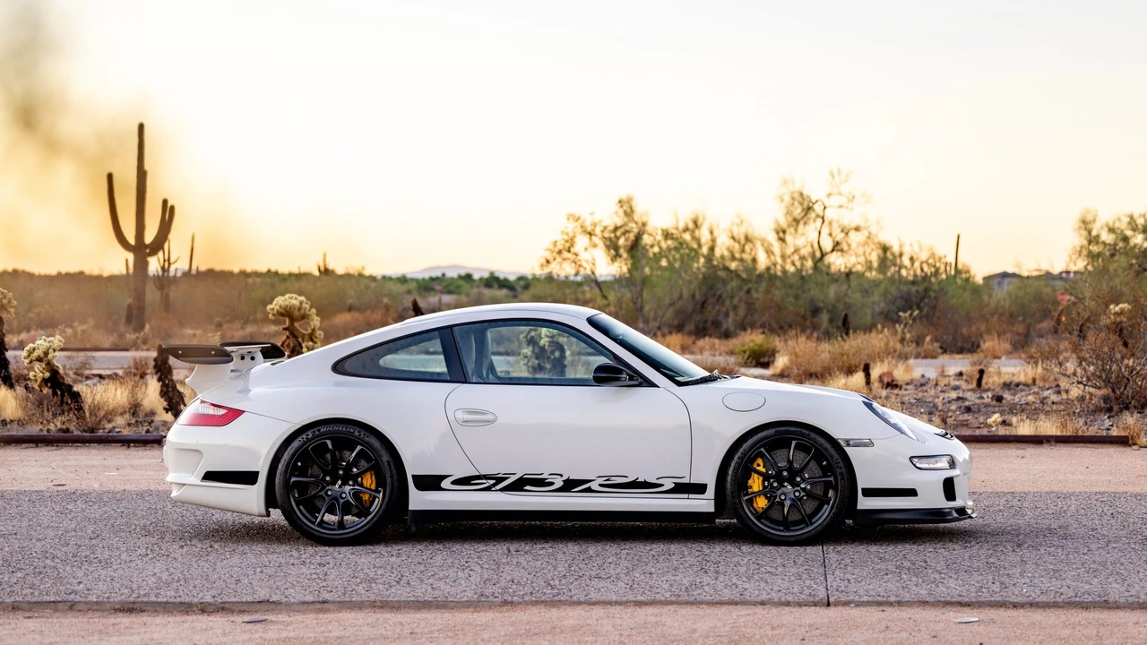 2007 Porsche 997 GT3 RS - Image 11 of 31