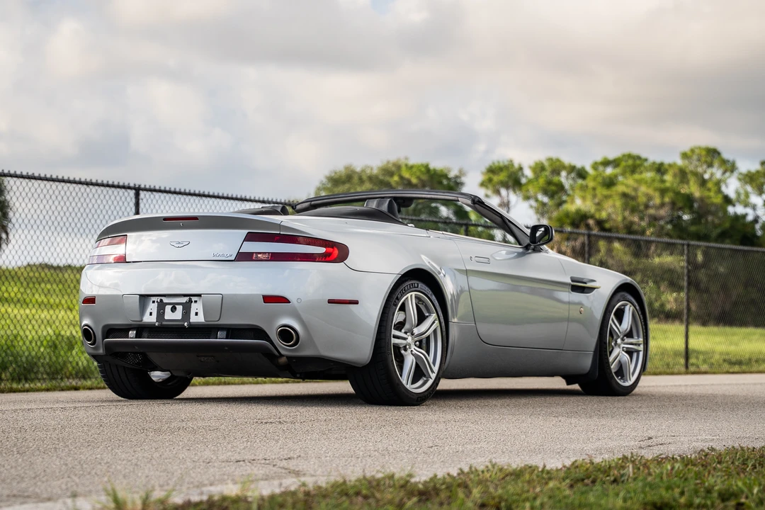 2008 Aston Martin V8 Vantage (2006-2017) - Image 19 of 31