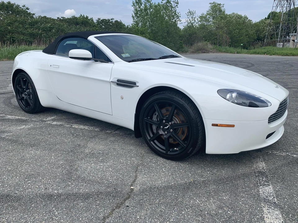 2008 Aston Martin V8 Vantage (2006-2017) - Image 13 of 31