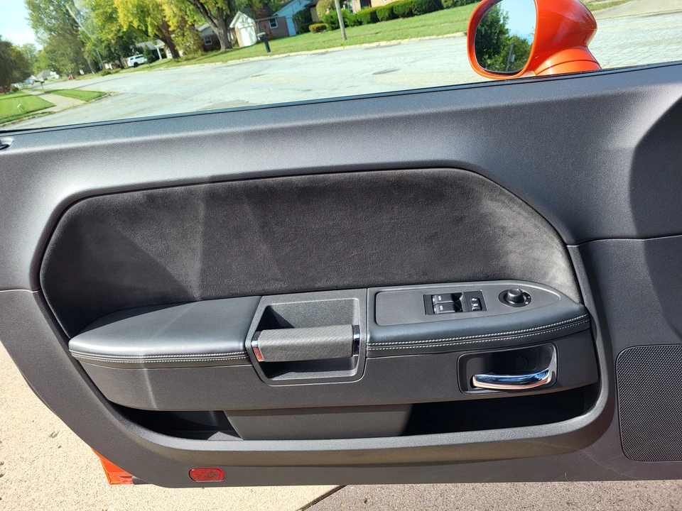 2008 Dodge Challenger SRT8 & 392 3rd Gen - Image 20 of 31