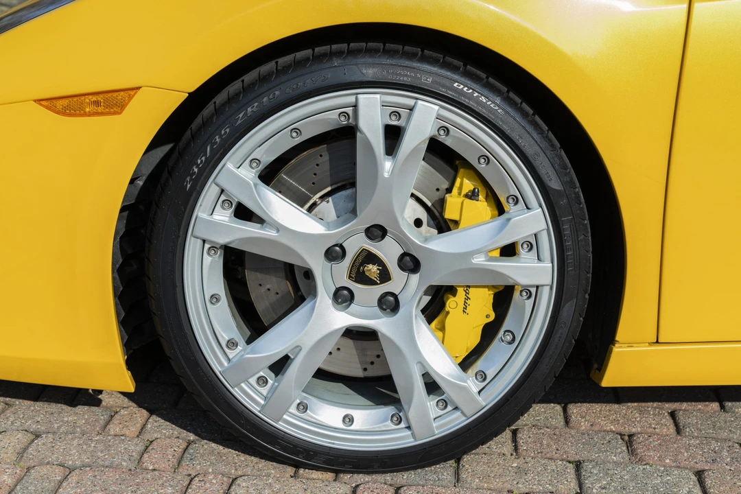 2008 Lamborghini Gallardo - Image 27 of 31