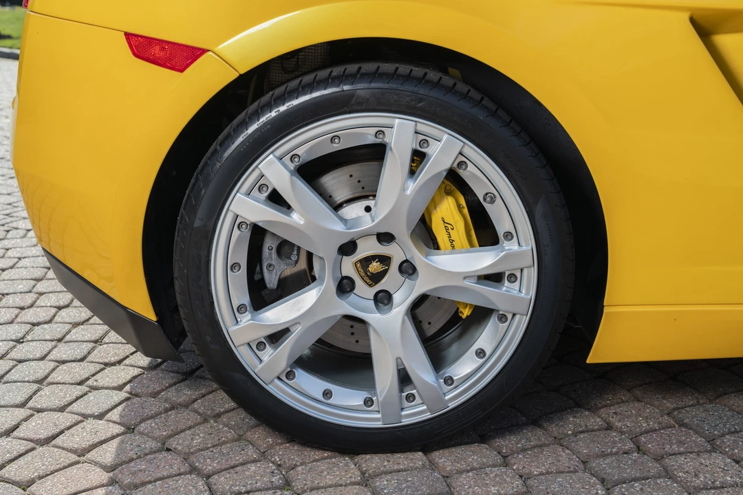 2008 Lamborghini Gallardo - Image 29 of 31