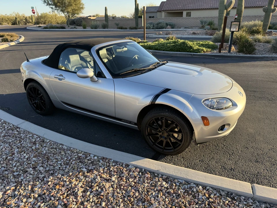 2008 Mazda NC MX-5 Miata - Image 14 of 31