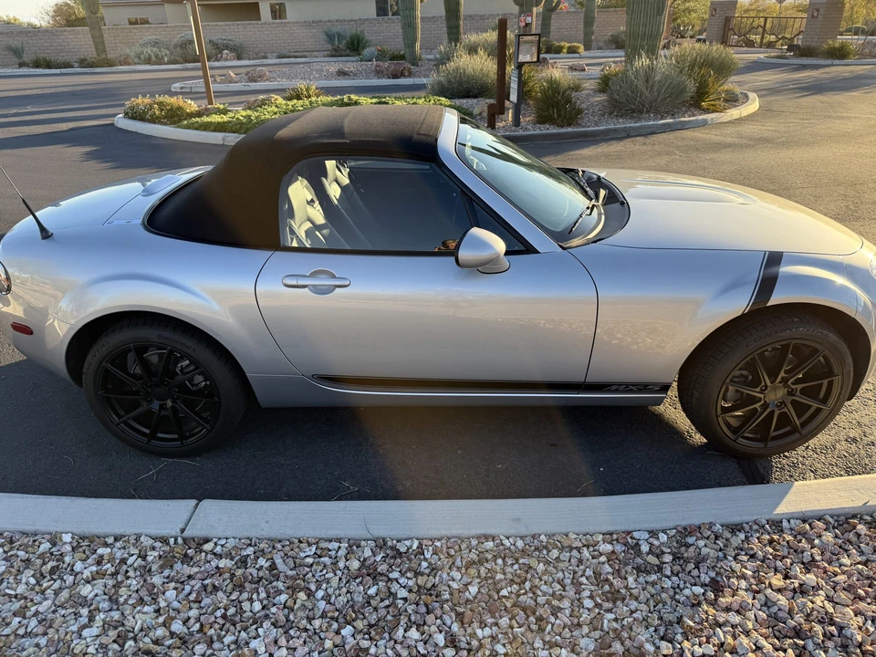 2008 Mazda NC MX-5 Miata - Image 12 of 31