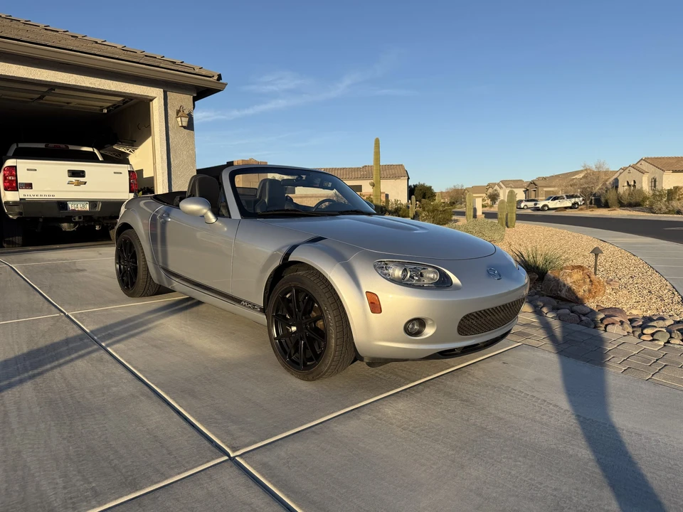 2008 Mazda NC MX-5 Miata - Image 16 of 31