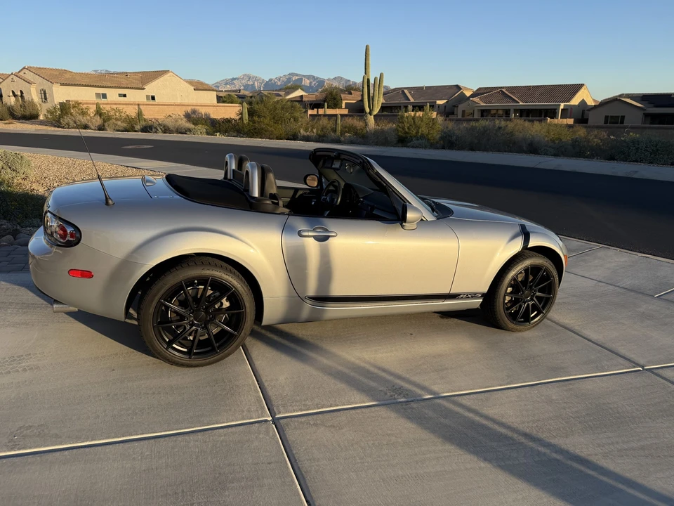 2008 Mazda NC MX-5 Miata - Image 11 of 31