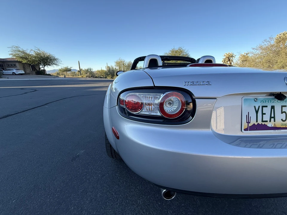 2008 Mazda NC MX-5 Miata - Image 28 of 31