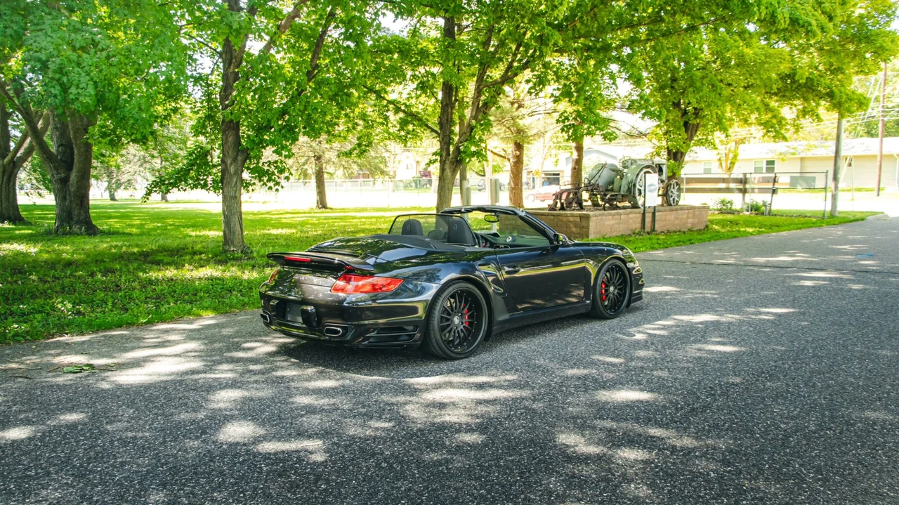 2008 Porsche 997 Turbo - Image 16 of 31