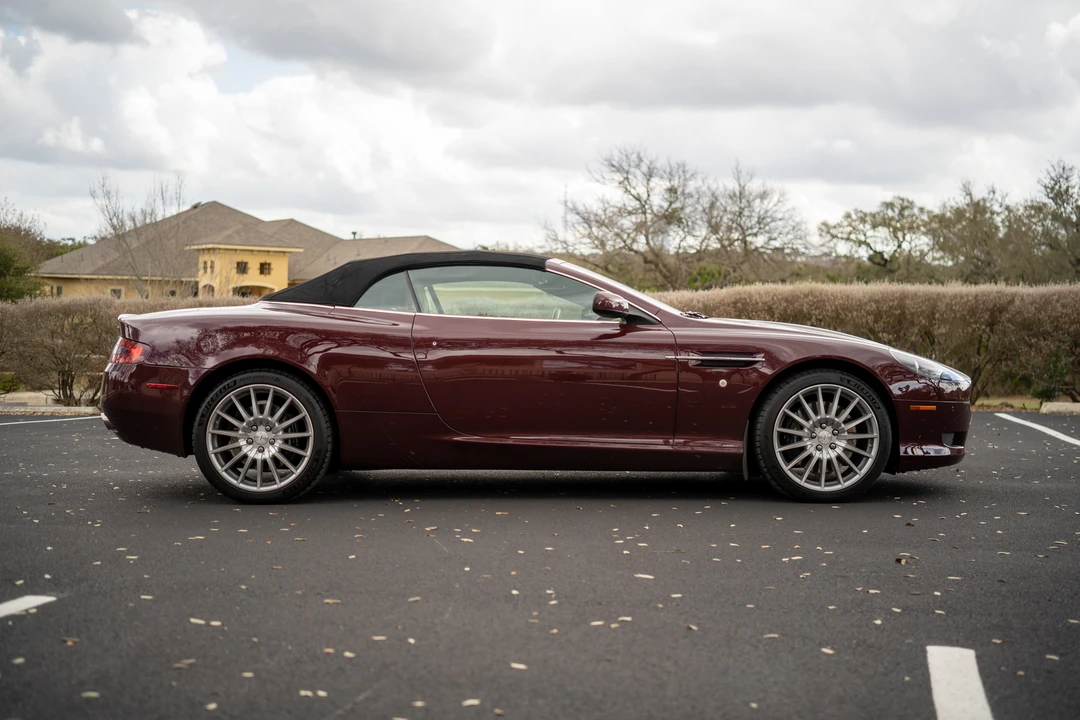 2009 Aston Martin DB9 - Image 27 of 31