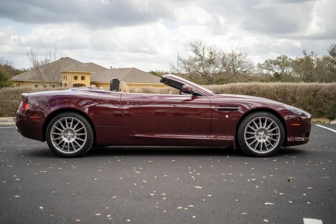 2009 Aston Martin DB9 - Image 26 of 31