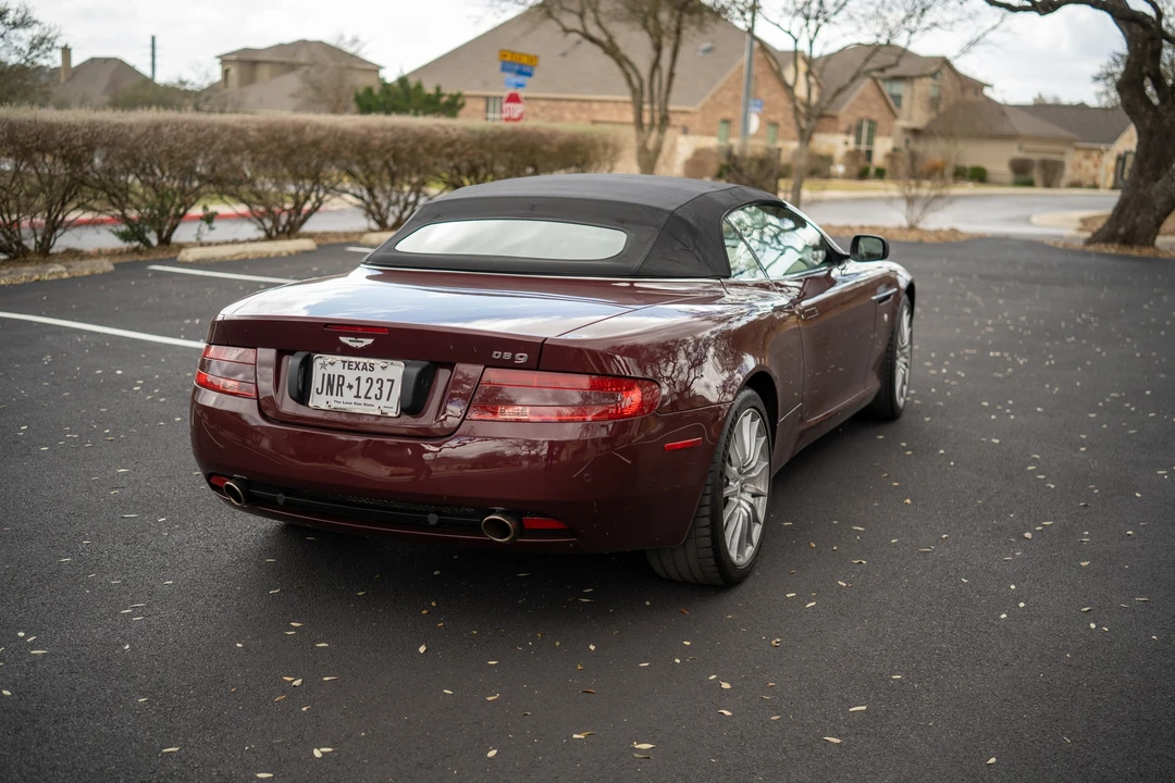 2009 Aston Martin DB9 - Image 23 of 31