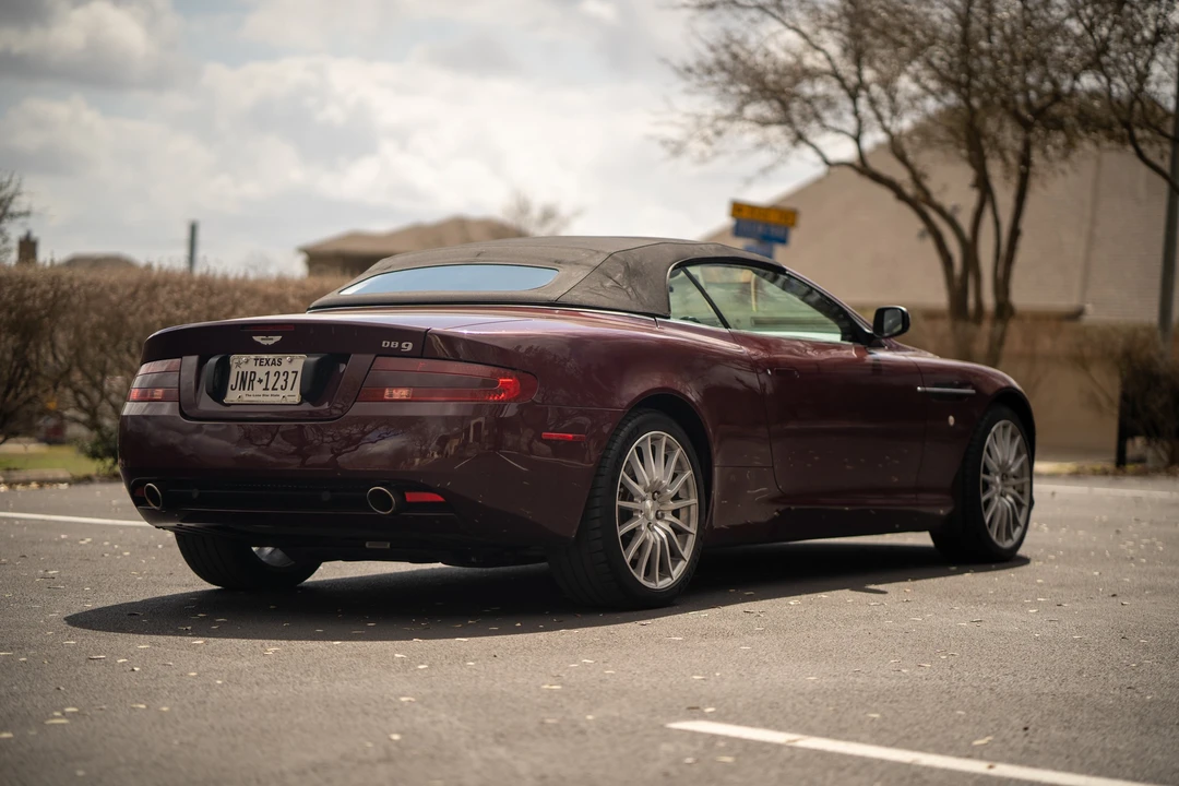 2009 Aston Martin DB9 - Image 24 of 31