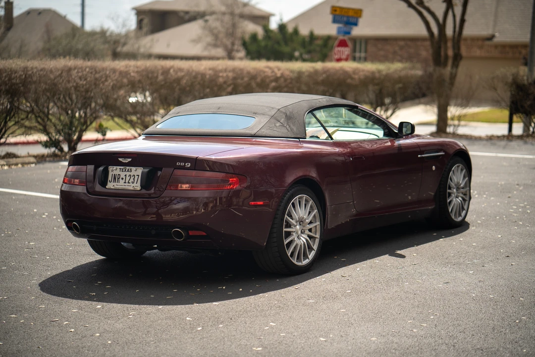 2009 Aston Martin DB9 - Image 25 of 31