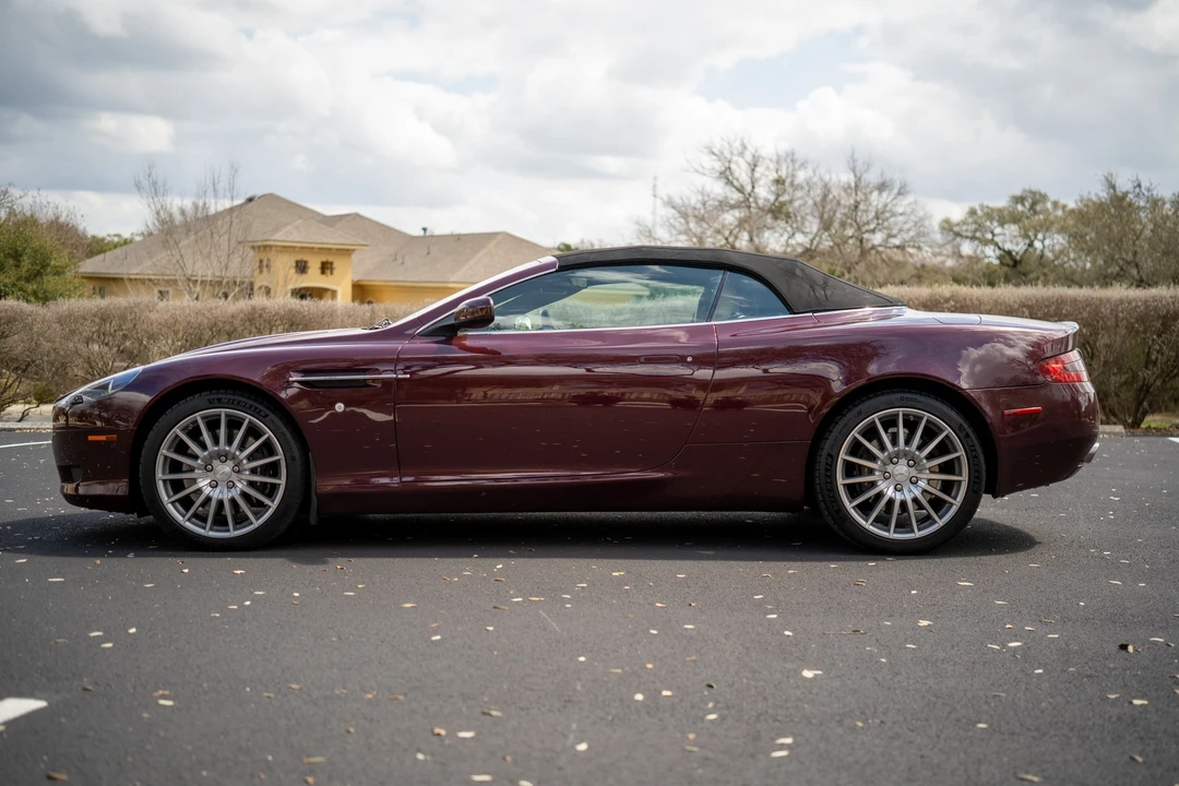 2009 Aston Martin DB9 - Image 11 of 31