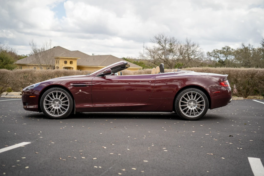2009 Aston Martin DB9 - Image 10 of 31