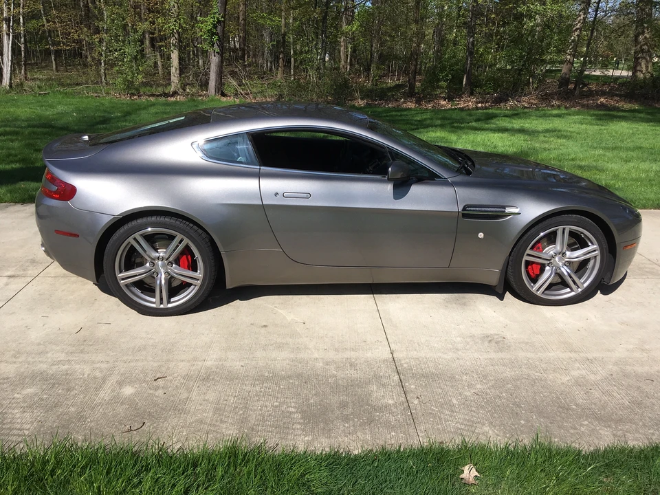 2009 Aston Martin V8 Vantage (2006-2017) - Image 15 of 31