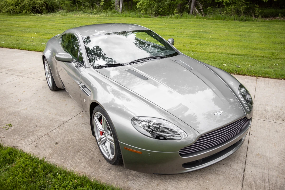 2009 Aston Martin V8 Vantage (2006-2017) - Image 19 of 31