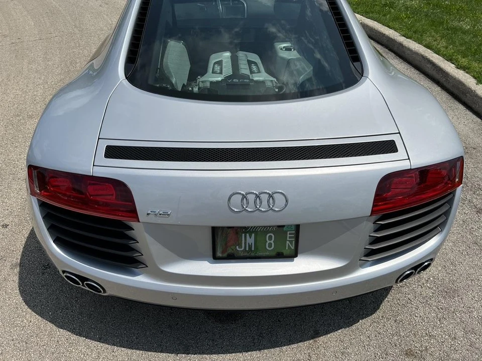 2009 Audi 42 R8 - Image 8 of 31